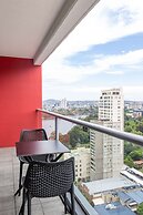 Oaks Brisbane on Felix Suites