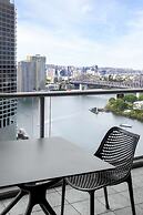 Oaks Brisbane on Felix Suites