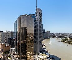 Oaks Brisbane on Felix Suites