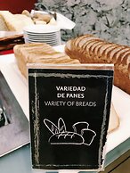 474 Buenos Aires Hotel