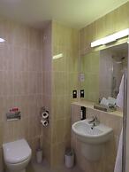Weetwood Hall Conference Centre & Hotel