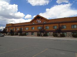 Casper C'mon Inn Hotel & Suites