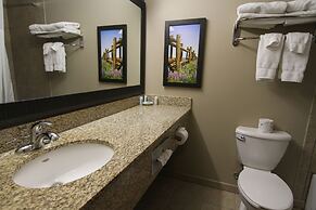 Casper C'mon Inn Hotel & Suites