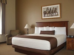 Casper C'mon Inn Hotel & Suites