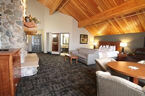 Casper C'mon Inn Hotel & Suites