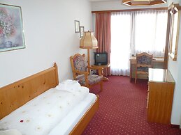 Hotel Cresta