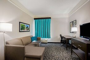 La Quinta Inn & Suites by Wyndham Mission at West McAllen