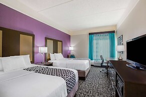 La Quinta Inn & Suites by Wyndham Mission at West McAllen