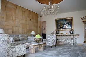 Hotel Suites Bernini