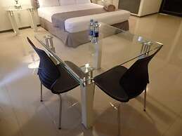 Hotel Suites Bernini