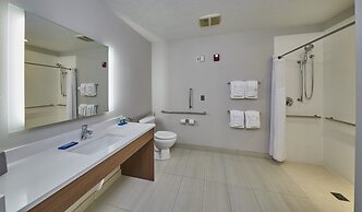 Holiday Inn Express Hotel & Suites Medford-Central Point by IHG