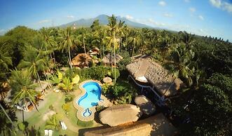 Pura Vida Beach & Dive Resort