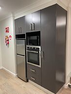 Cattleman's Country Motor Inn & Serviced Apartments