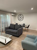 Cattleman's Country Motor Inn & Serviced Apartments