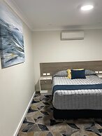 Cattleman's Country Motor Inn & Serviced Apartments