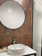 Cattleman's Country Motor Inn & Serviced Apartments