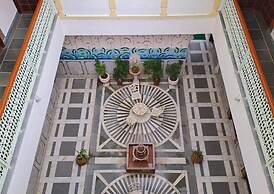 HOTEL MAHENDRA PRAKASH