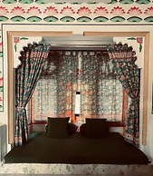 HOTEL MAHENDRA PRAKASH