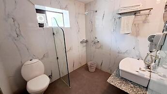 HOTEL MAHENDRA PRAKASH