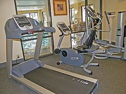 Hampton Inn & Suites Norfolk-Airport