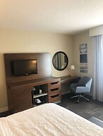 Hampton Inn & Suites Norfolk-Airport