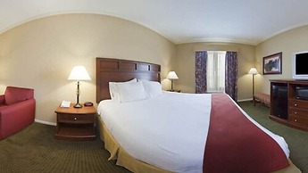 Holiday Inn Express Salado-Belton by IHG
