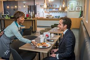 Holiday Inn Manchester West by IHG