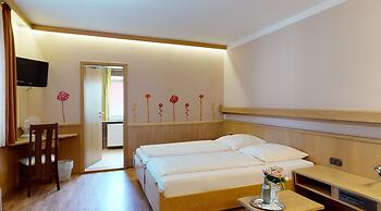 Hotel Rothenburger Hof