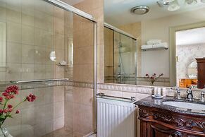 Devonfield Inn B&B