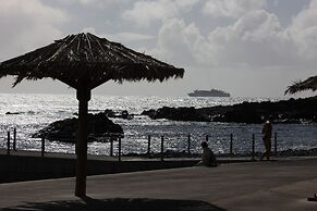Caniço Bay Club