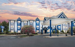 Microtel Inn and Suites by Wyndham Columbus North