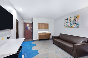 Microtel Inn and Suites by Wyndham Columbus North