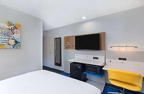 Microtel Inn and Suites by Wyndham Columbus North