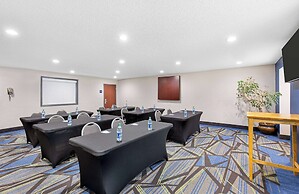 Microtel Inn and Suites by Wyndham Columbus North