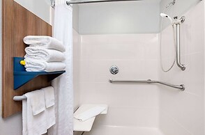 Microtel Inn and Suites by Wyndham Columbus North