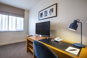 Nightelier Devonport Gateway Hotel