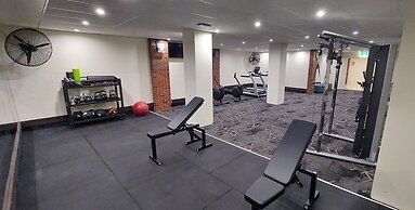 Gateway Hotel by Nightcap Plus