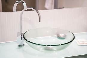 Nightelier Devonport Gateway Hotel