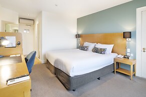 Gateway Hotel by Nightcap Plus