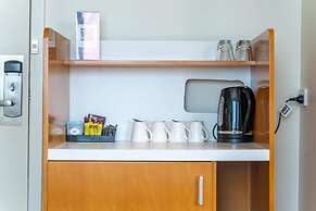 Nightelier Devonport Gateway Hotel