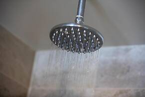 Nightelier Devonport Gateway Hotel