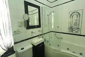 Opulence Boutique Hotel