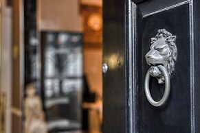 Opulence Boutique Hotel