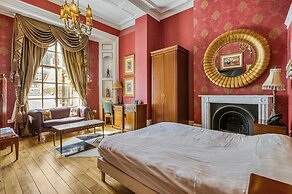 Opulence Boutique Hotel