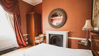 Opulence Boutique Hotel