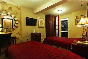 Opulence Boutique Hotel