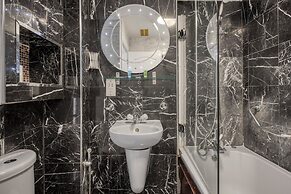 Opulence Boutique Hotel