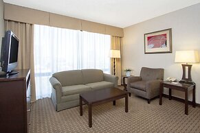 Holiday Inn Express and Suites Phoenix Midtown