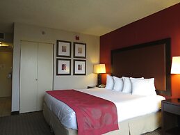 Holiday Inn Express and Suites Phoenix Midtown