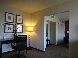 Holiday Inn Express and Suites Phoenix Midtown